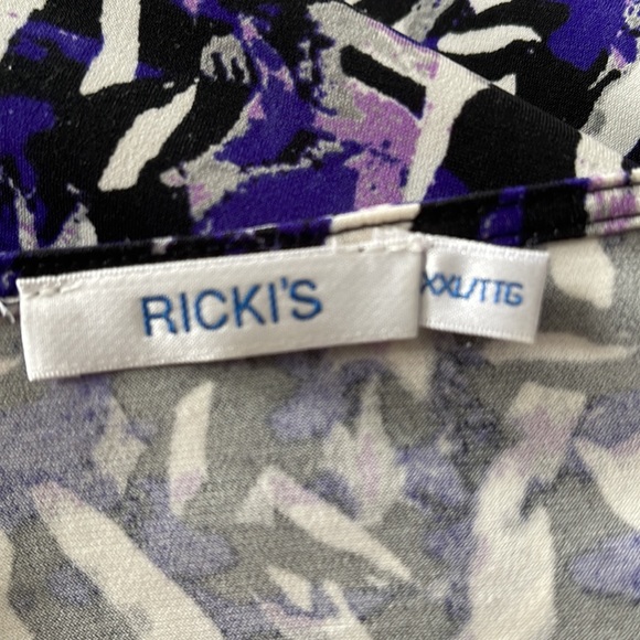 Long sleeved top Excellent condition - Picture 4 of 4